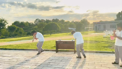 「趣動(dòng)端午·歡樂(lè)滿場(chǎng)」武漢金龍集團(tuán)端午節(jié)活動(dòng)超燃回顧！你的表情包已上線~